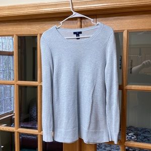 Lightweight pullover sweater